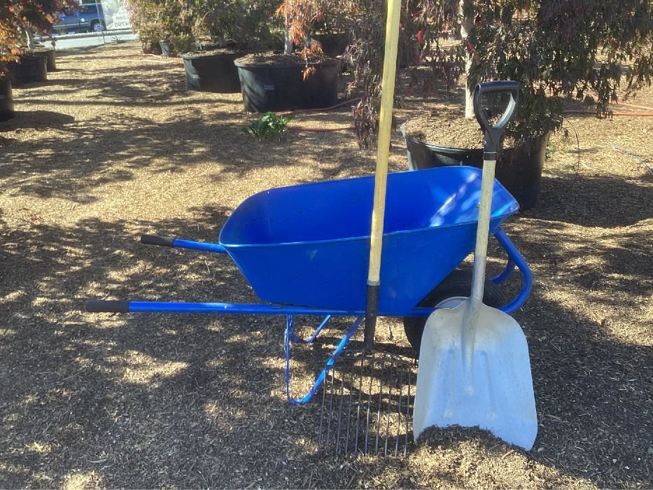 Free 7 day rental of our Do It Yourself kit. Dropped off with your mulch delivery. - Premium Mulch Redwood City